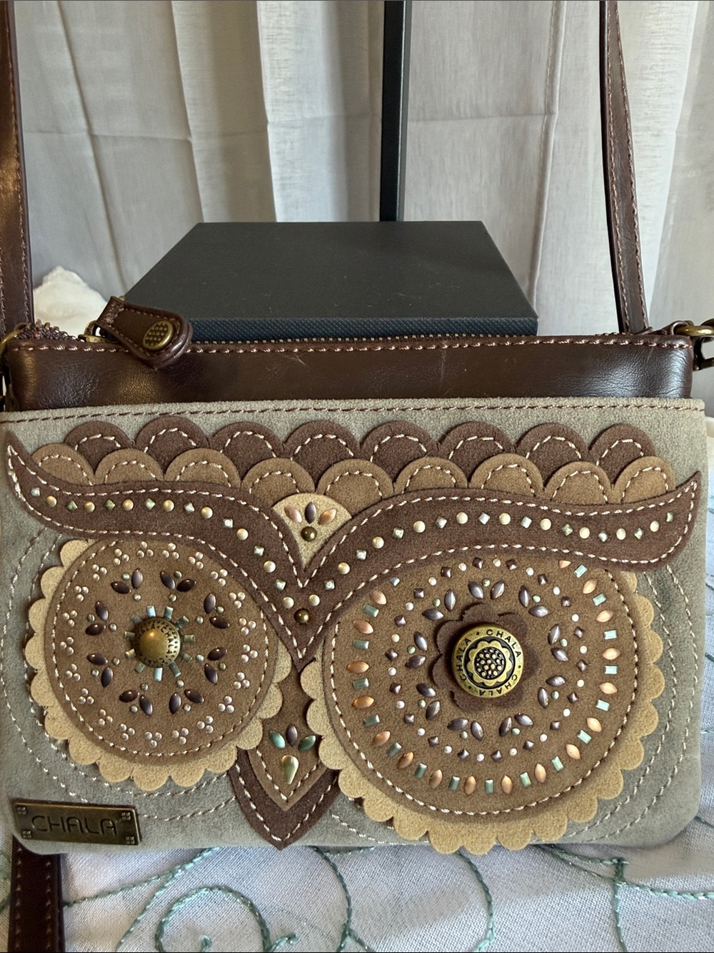Chala Owl Crossbody Bag - Picture 3 of 9